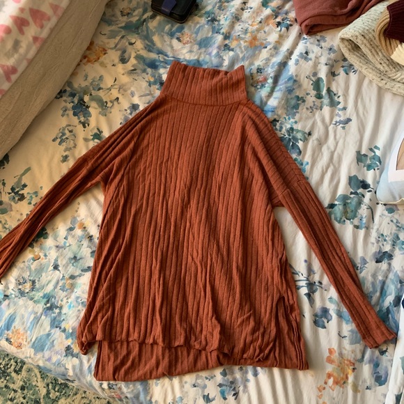 Out from Under Iona Rust Ribbed Turtleneck - Picture 4 of 5